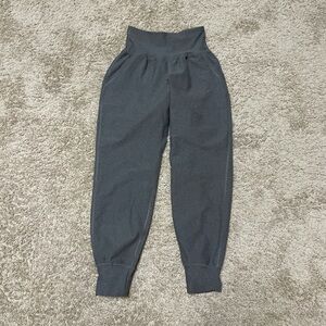 Woman’s Grey Sweatpants